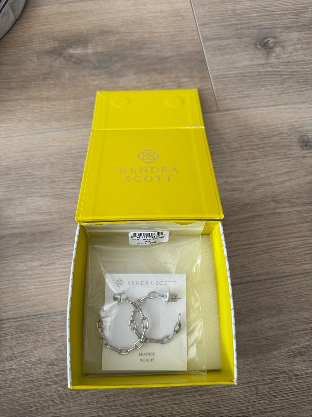 Kendra Scott Silver Chain-Link Bracelet